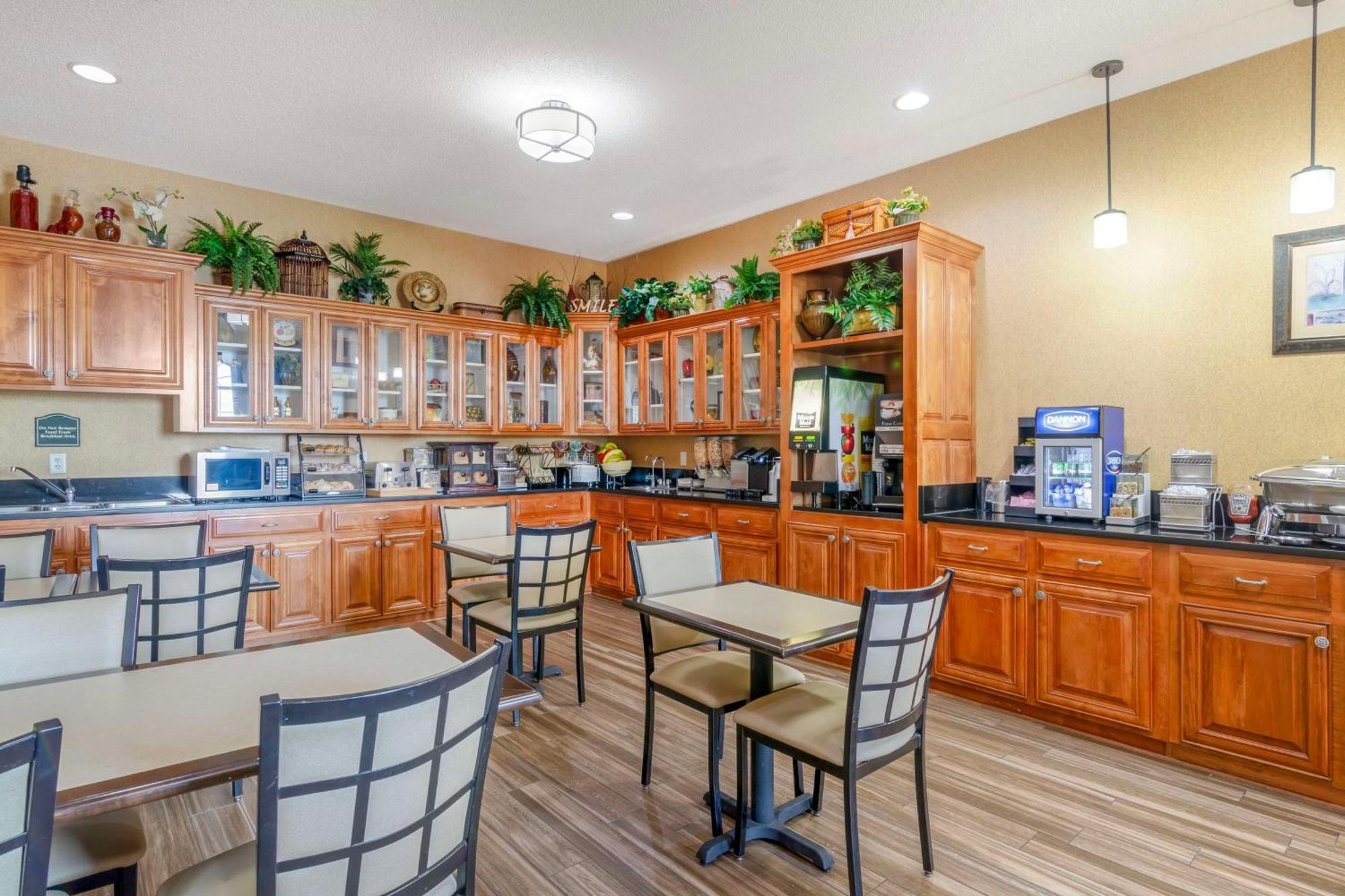 Best Western Plus Bradbury Inn And Suites Waycross Dış mekan fotoğraf